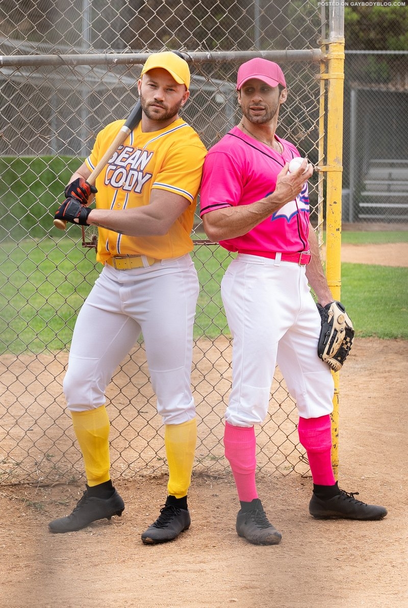 A Locker Room Fuck With Dom King And River North | Daily Dudes @ Dude Dump