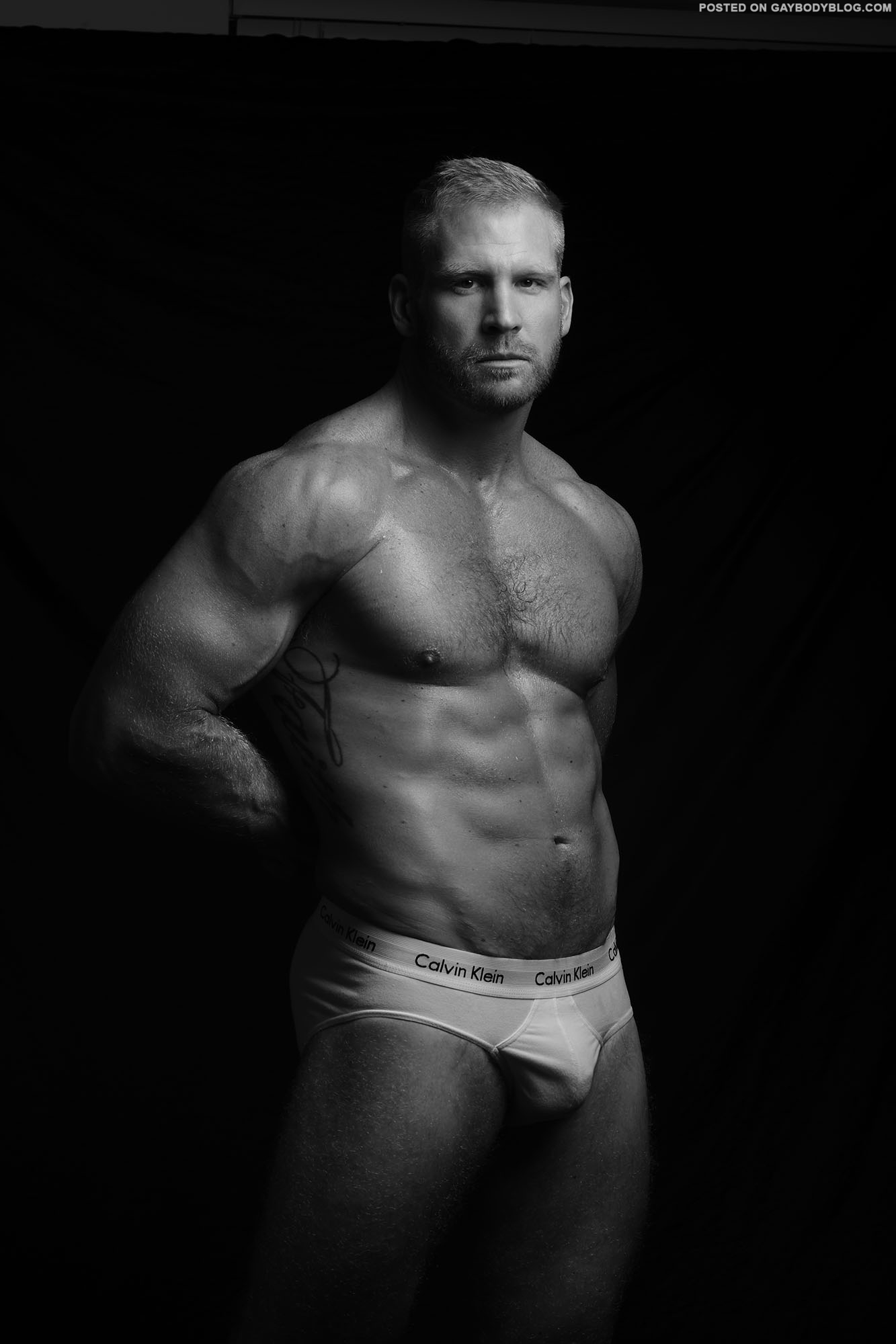 A Sexy Anonymous Hunk We’d All Love To See More O | Daily Dudes @ Dude Dump