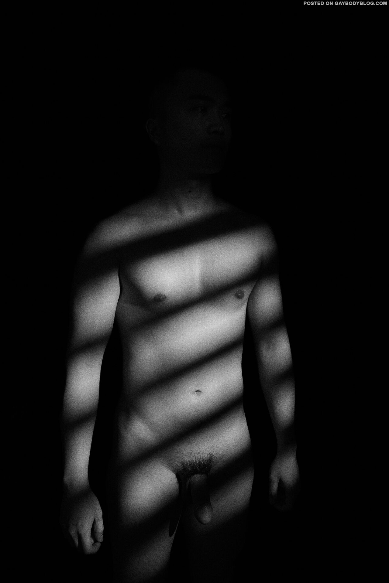 Asian Cock Play With Sexy Kfung | Daily Dudes @ Dude Dump