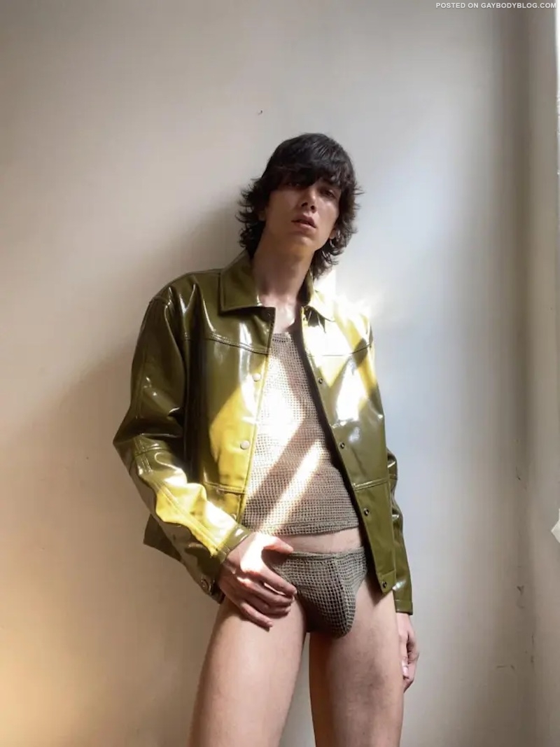 Big Twink Cock With Daniel Furlong | Daily Dudes @ Dude Dump