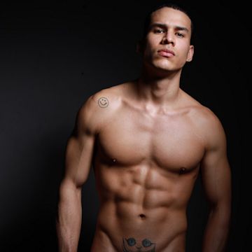 Freddy’s back for a new prick-teasing photo shoot | Daily Dudes @ Dude Dump