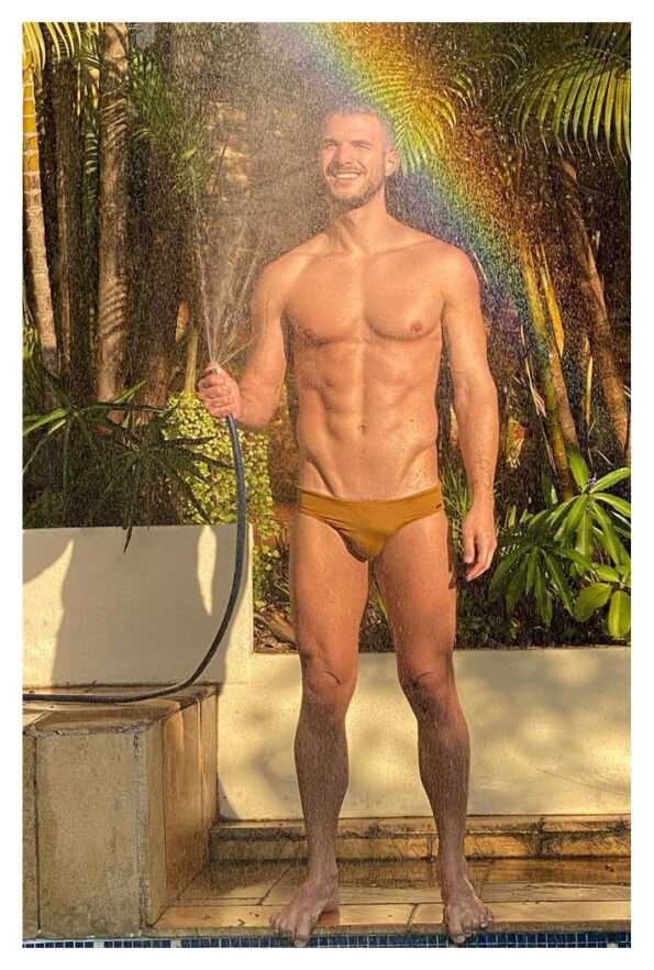 Gorgeous Brazilian Alex Trevelin With Some Bulge | Daily Dudes @ Dude Dump