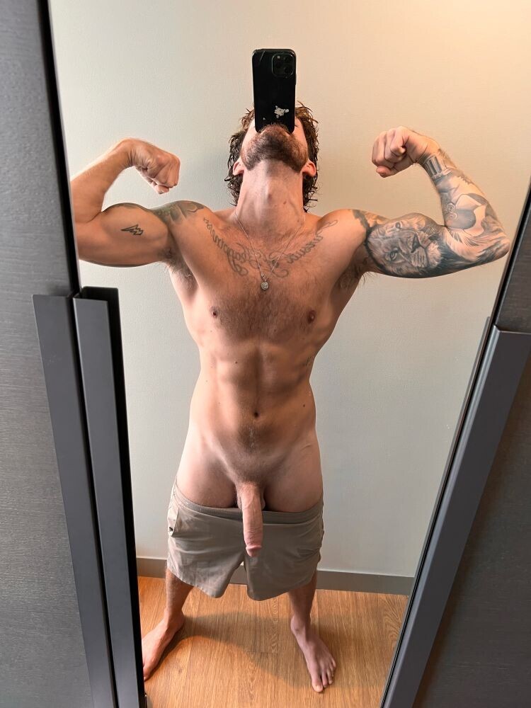 Great Cock Selfies For Your Sunday | Daily Dudes @ Dude Dump