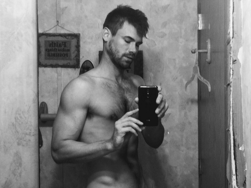Hairy Cam Guy Tyler Grayson is Waiting for You! | Daily Dudes @ Dude Dump