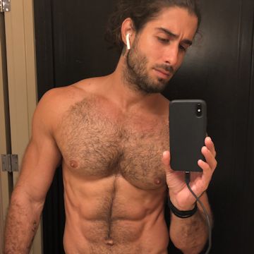 Hot shot — Diego Sans cock root & six pack selfi | Daily Dudes @ Dude Dump
