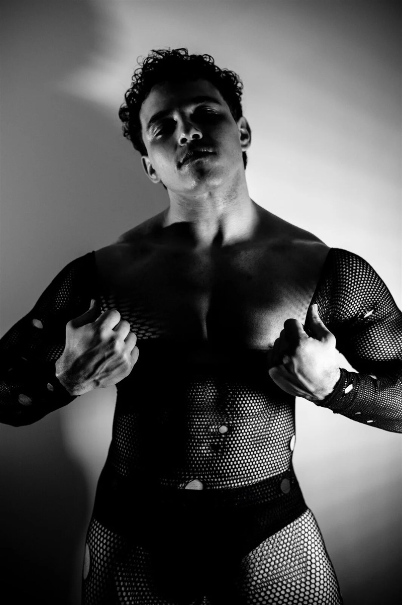 Ish And His Big Muscle Dick | Daily Dudes @ Dude Dump