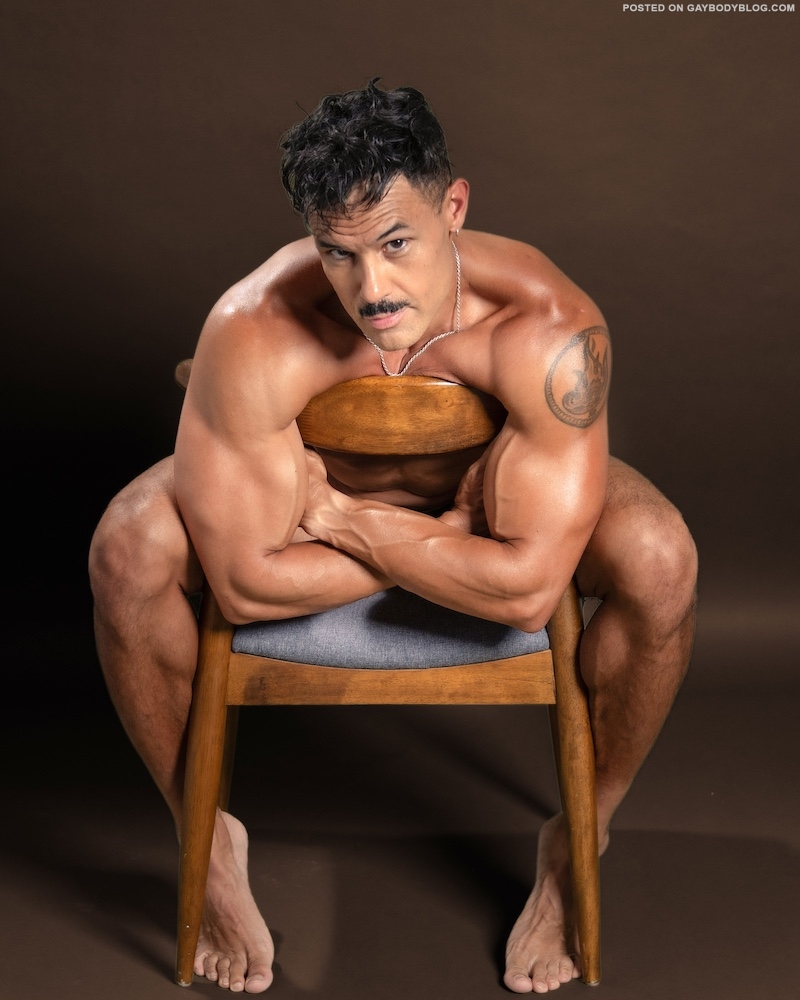 Jake Jordan Naked And Flexing! | Daily Dudes @ Dude Dump