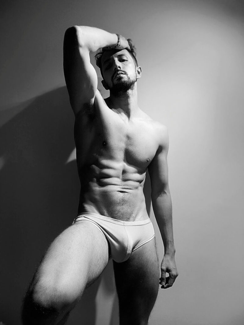 Large Uncut Dick In Selfie Pics From Lyon | Daily Dudes @ Dude Dump