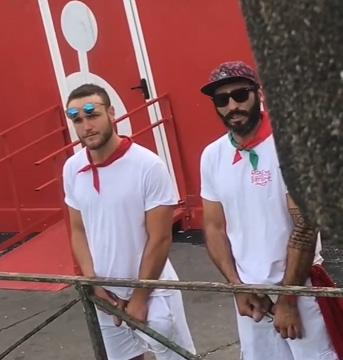 More guys caught peeing during Bayonne feria – Spy | Daily Dudes @ Dude Dump