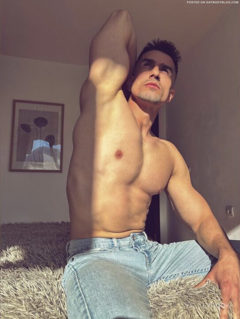 Muscle Cam Jock Valter Hook Would Get It | Daily Dudes @ Dude Dump