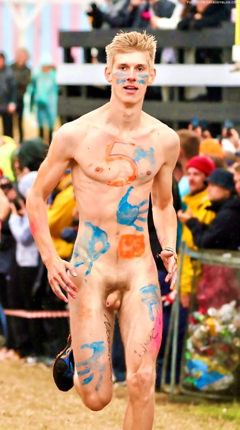 Naked Amateur Guys Just Hanging Out | Daily Dudes @ Dude Dump