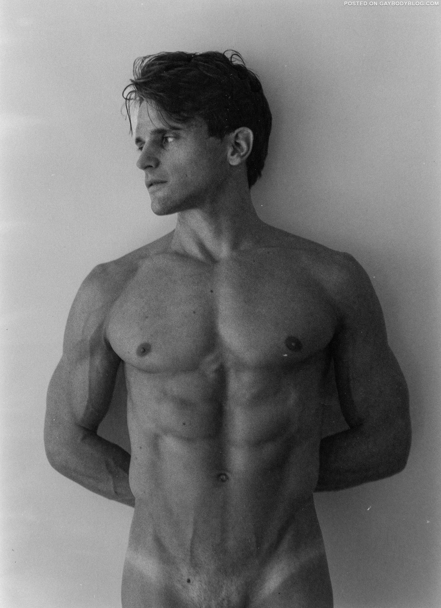 Nude Muscle Model In Black & White Nude Muscle Model In Black & White | Daily Dudes @ Dude Dump