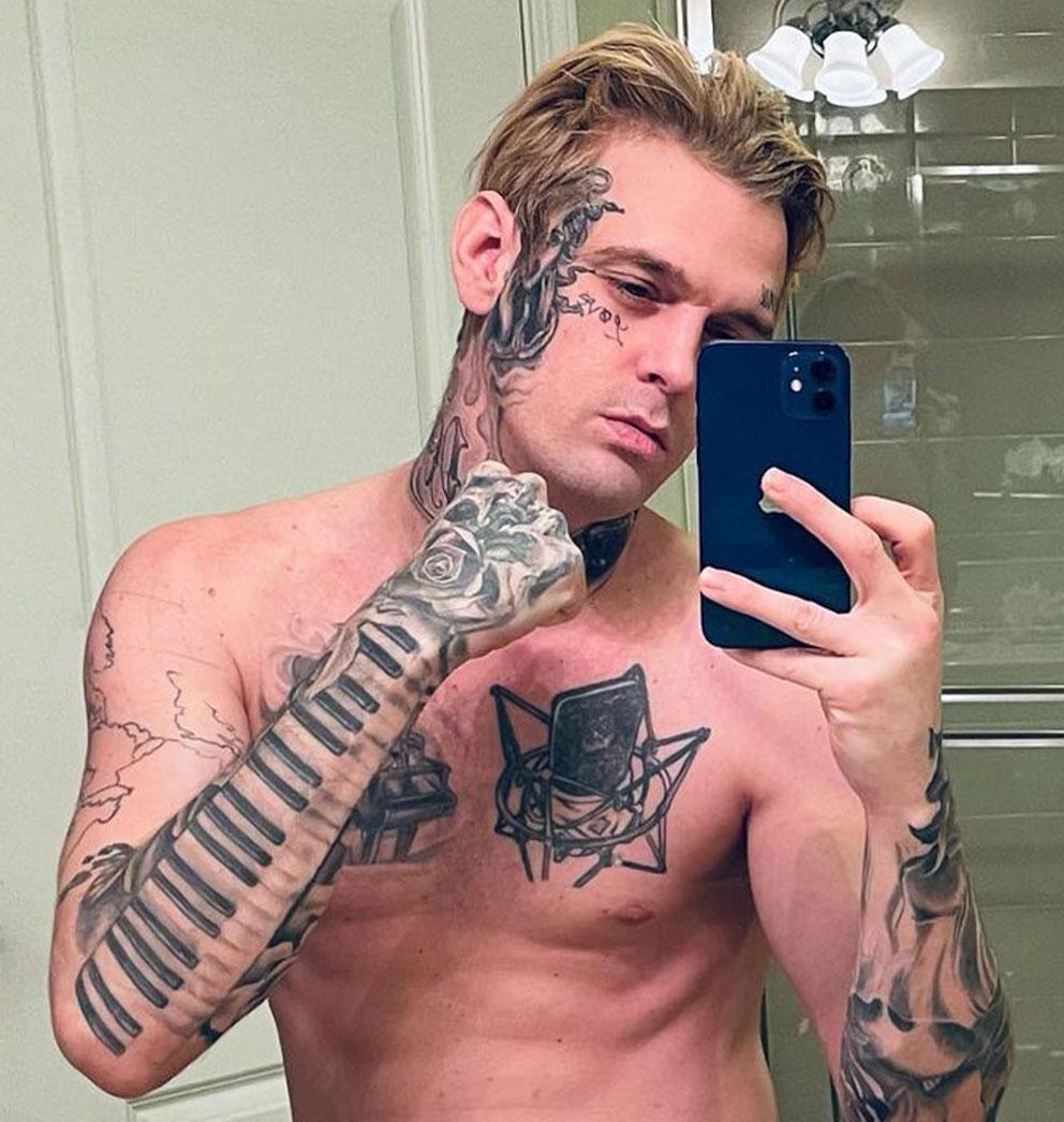 Rapper Aaron Carter gets naked sharing his cock | Daily Dudes @ Dude Dump