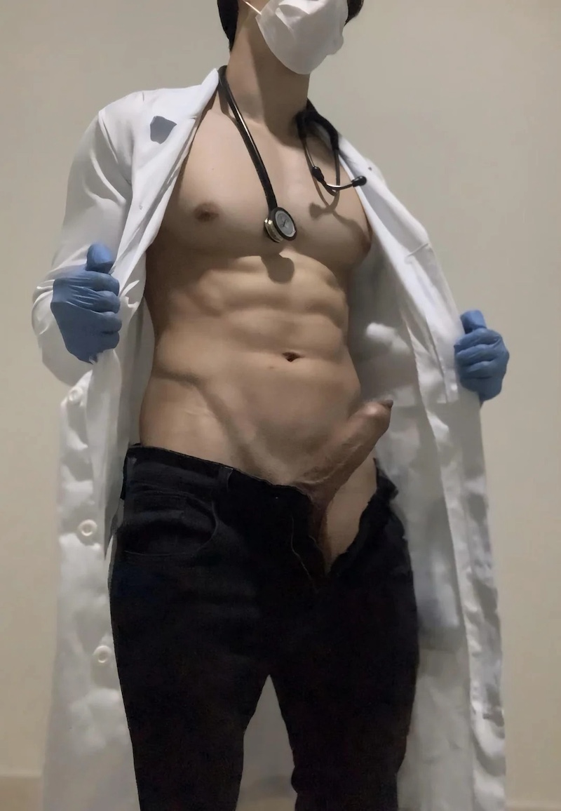 Reddit Exhibitionist Men Are Showing Their Stuff! | Daily Dudes @ Dude Dump