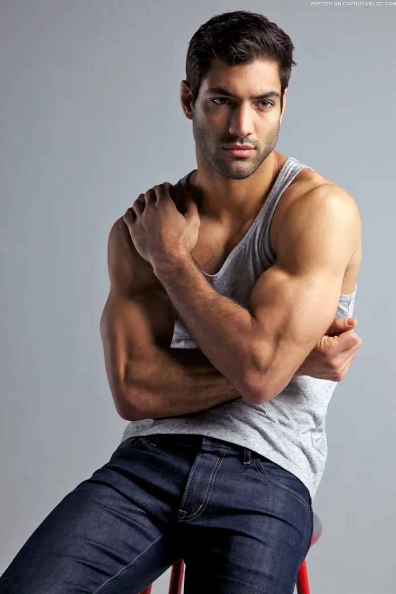 Super Sexy Male Model Adrian Waldo | Daily Dudes @ Dude Dump