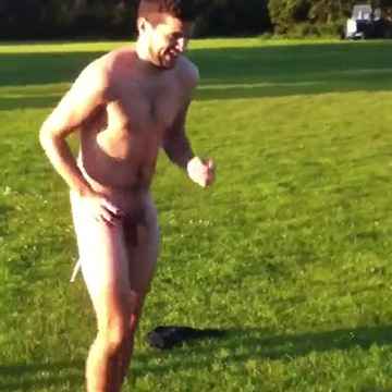 Tennis player totally naked in public | Daily Dudes @ Dude Dump