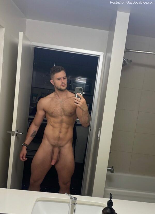 The Gym Coach Cock Of Super Sexy Evan Arbour! | Daily Dudes @ Dude Dump