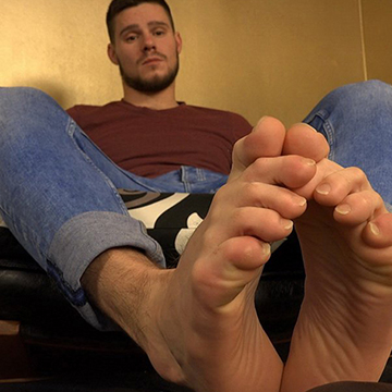 Tonda Zbranek showing off his feet | Daily Dudes @ Dude Dump