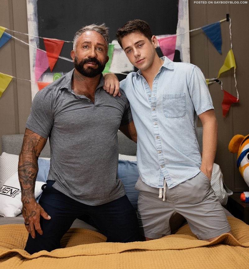 Twink Top Boy Joey Mills Fucks Muscle Dad Ken Rock | Daily Dudes @ Dude Dump