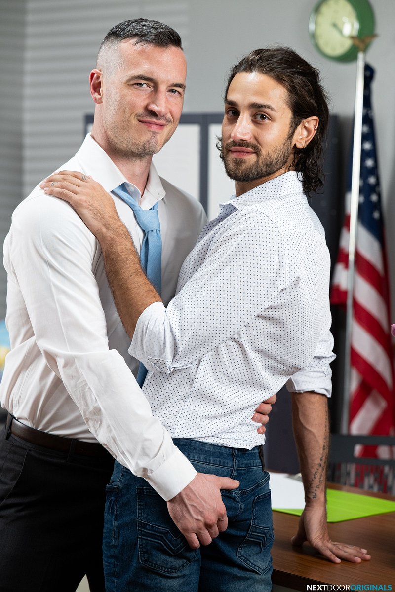 Uncut Daddy Top Derek Kage Fucks Noah Asli | Daily Dudes @ Dude Dump